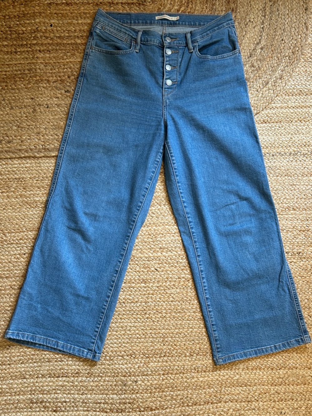 Levi’s Mile High Cropped Wide Leg Jeans | Size 29